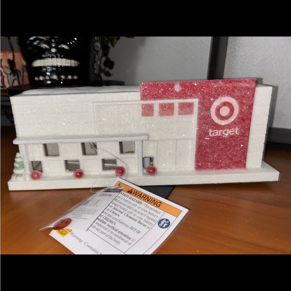 Target Bullseye Playground Snow Covered Lit Target Store - Picture 2 of 11